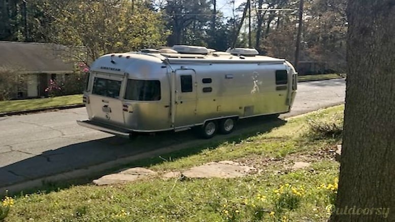 39 Retro-Awesome Airstream Rental Options in the Southeast 5 39 Retro-Awesome Airstream Rental Options in the Southeast