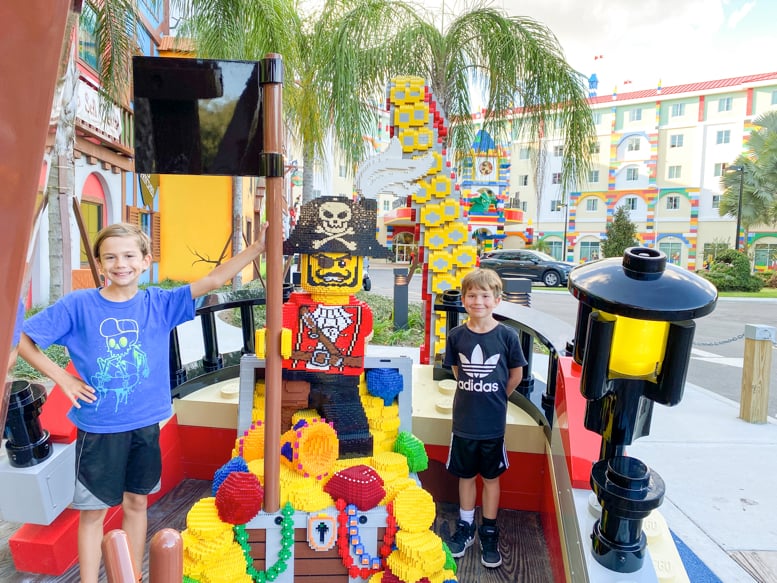 Legoland Pirate Island Hotel Q&A (It really is a 5 gazillion star hotel!) 8 legoland pirate hotel