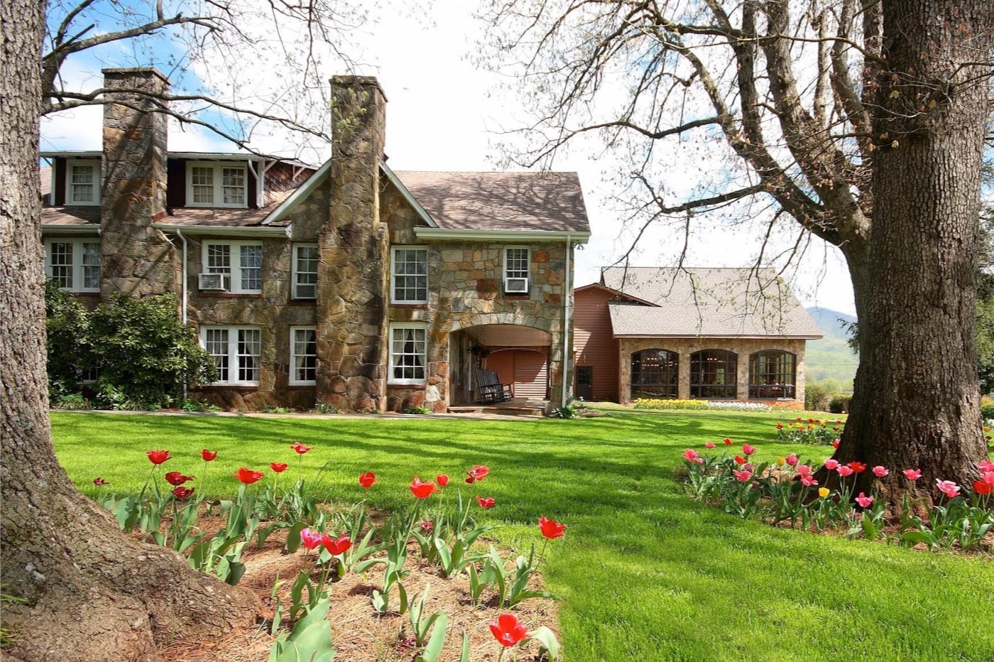 Beloved Dillard House is getting a facelift