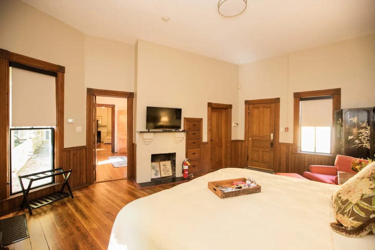 Overnight in an Historic Victorian Mansion in Thomasville