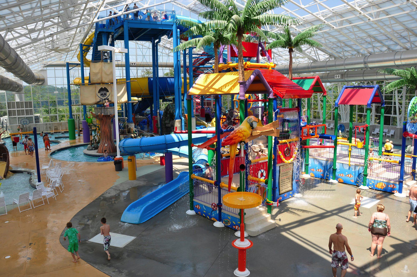 15 Best Outdoor & Indoor Water Parks in Indiana