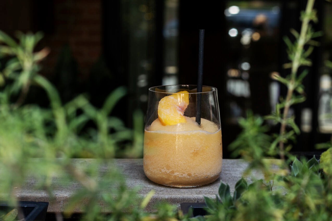 Peach Season Is Peaking—Here’s Where to Eat (and Drink) It 1 Peach Season Is Peaking—Here’s Where to Eat (and Drink) It